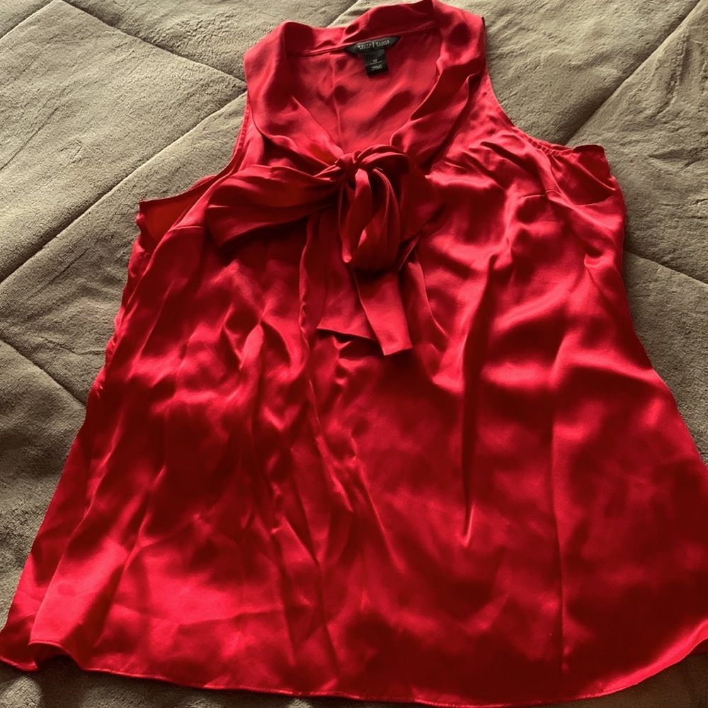 White House Black Market Red 100% silk top with beautiful tie-front detailing